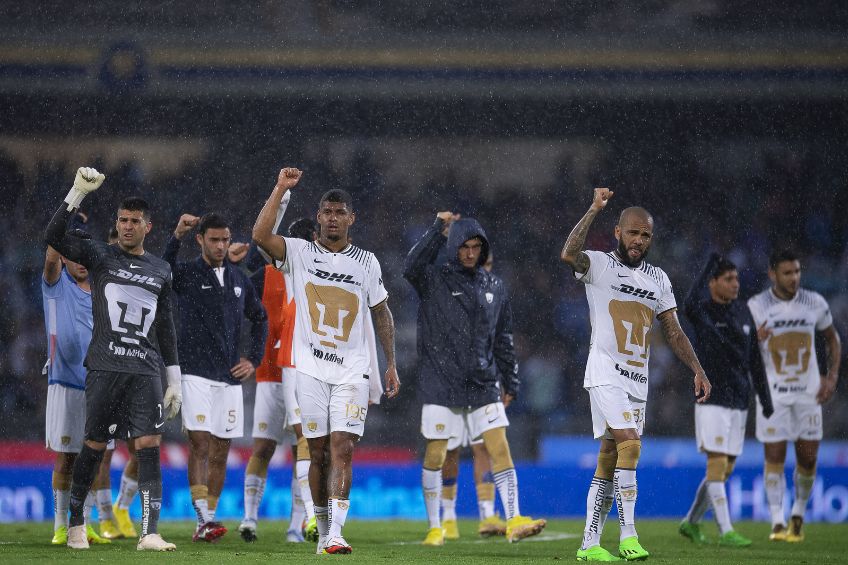 Jugadores de Pumas tras un partido