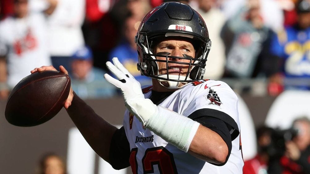 AP Brady calificó de ridícula la sanción a Mike Evans