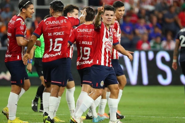 Chivas usó un cuadro alterno