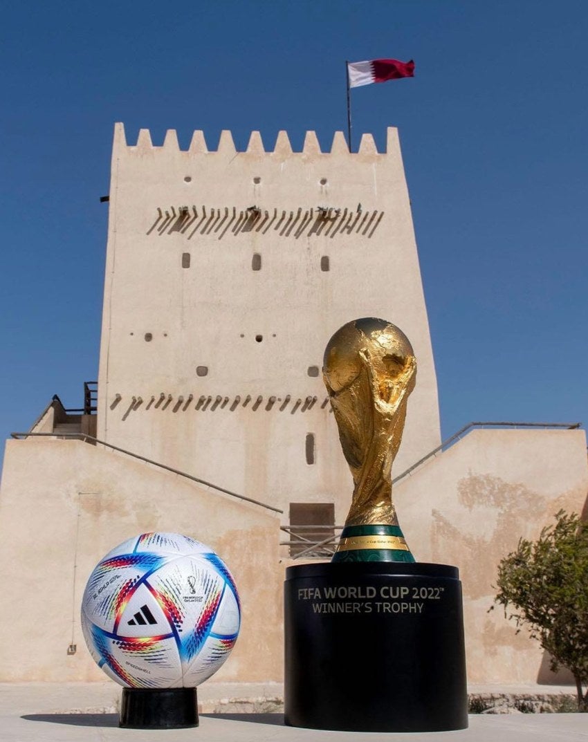 Balón Oficial y Trofeo de Qatar 2022