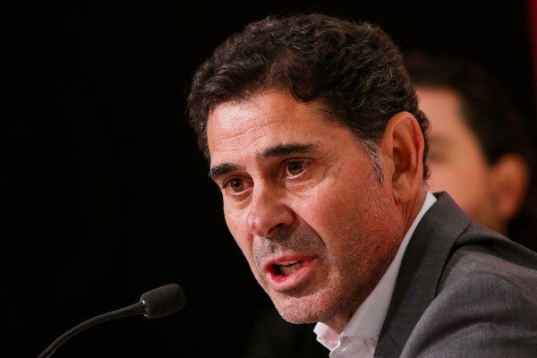 Fernando Hierro, director deportivo de Chivas