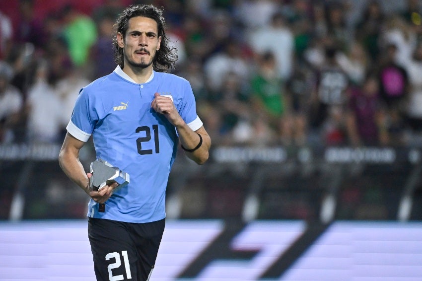 Edinson Cavani en un partido de Uruguay