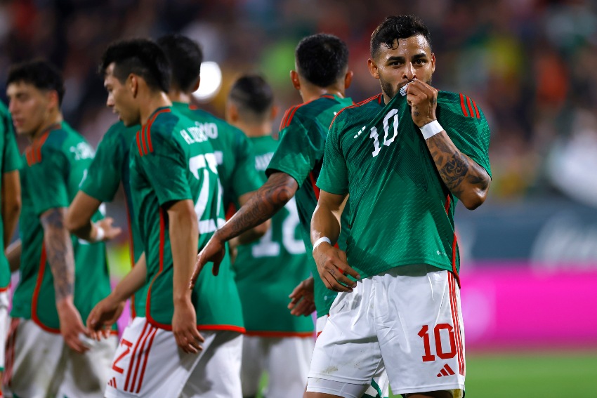 México en celebración de gol