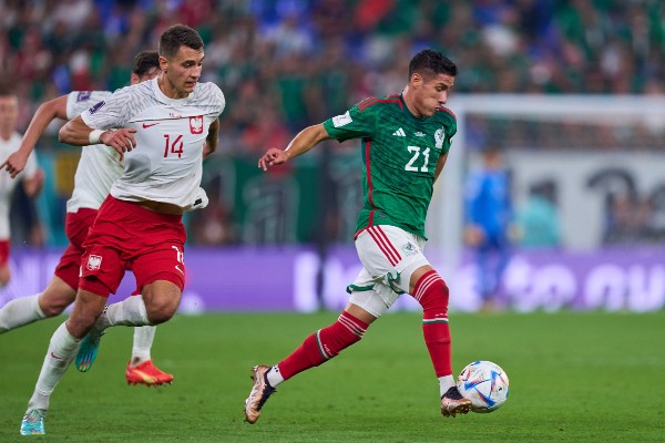 Uriel Antuna with Mexico vs Poland in Qatar 2022