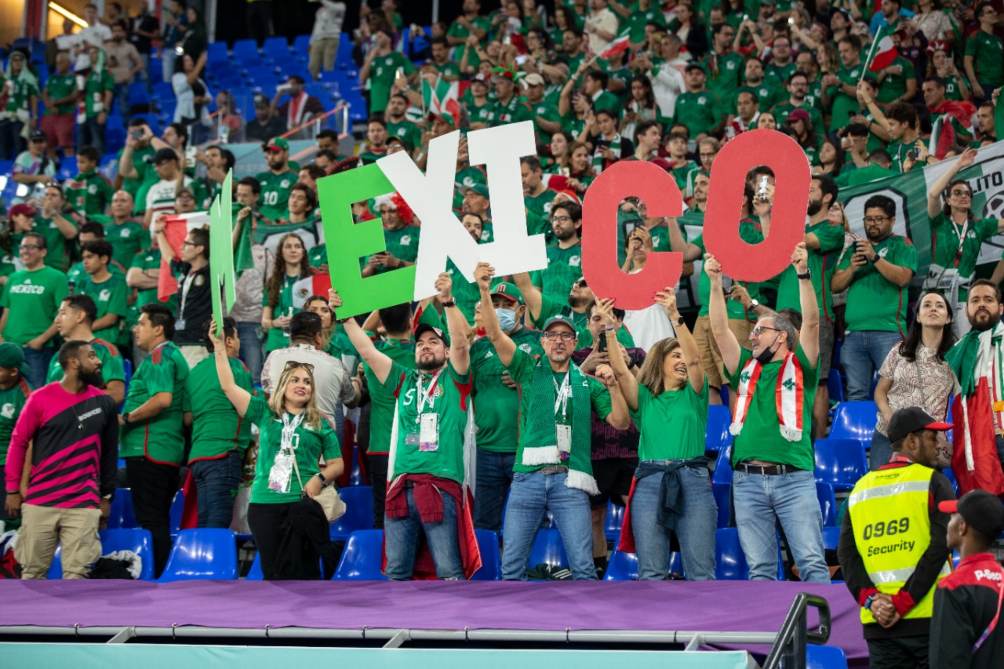Aficionados no se comportaron en el México vs Polonia