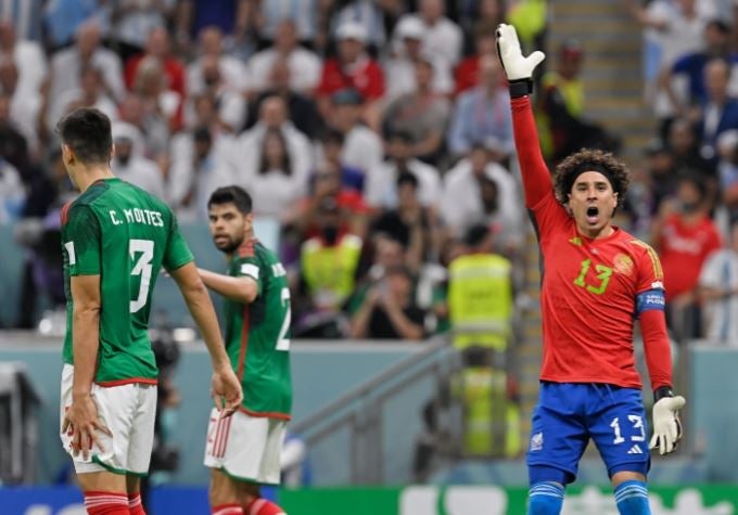 Ochoa, en acción con el Tri