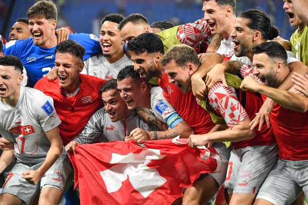 Suiza tras clasificar a Octavos en Qatar 2022