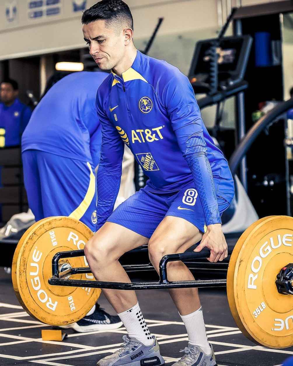 Álvaro Fidalgo en entrenamiento del América