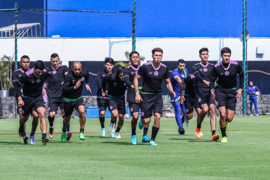 Cruz Azul entrenando en La Noria