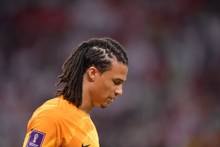 Nathan Aké en Qatar 2022 con Países Bajos