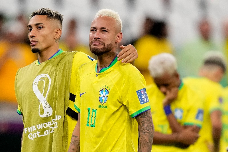 Neymar llorando tras eliminación de Brasil