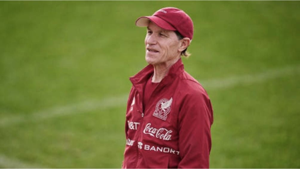 MEXSPORT Jaime en un entrenamiento con el Tri