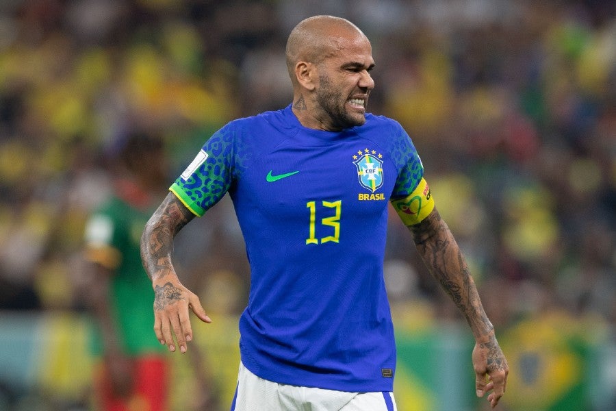 Alves tuvo algunos minutos con Brasil en la Copa del Mundo 