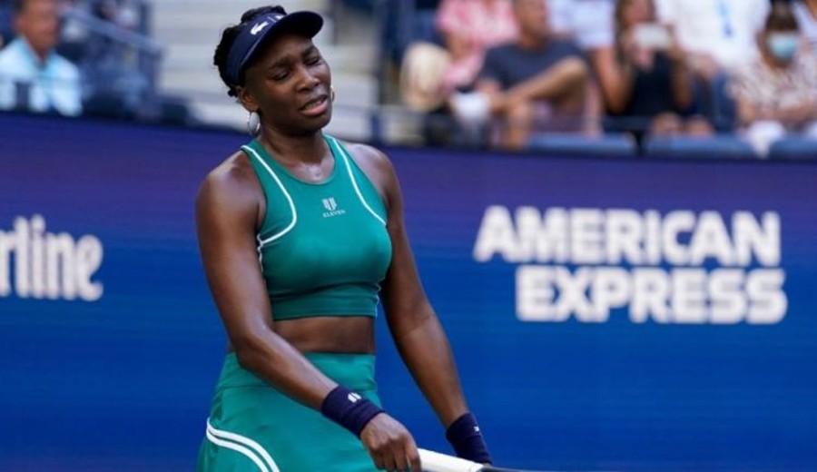 Venus tras caer en el US Open