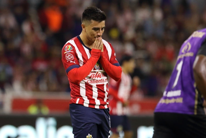 Nene Beltrán en un partido de Chivas