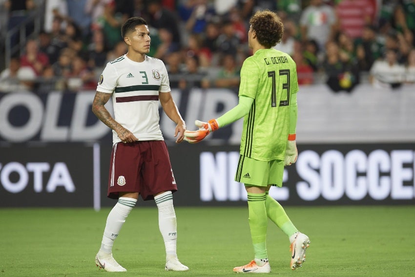 Salcedo y Ochoa en un partido 