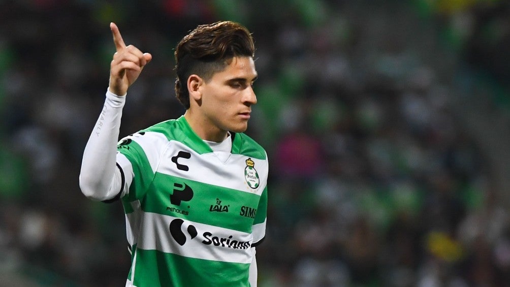 Santi Muñoz considera que para Santos, el partido vs Chivas es el más