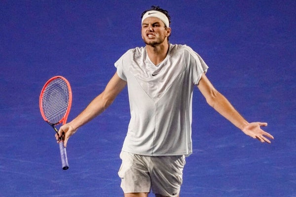 AP Las acciones se extendieron más de tres horas