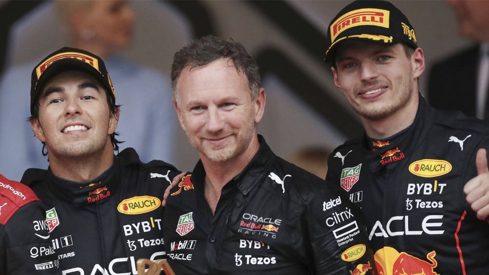 Checo, Verstappen y Horner