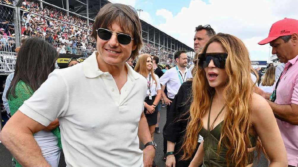 La cantante colombiana estuvo acompañada de Tom Cruise