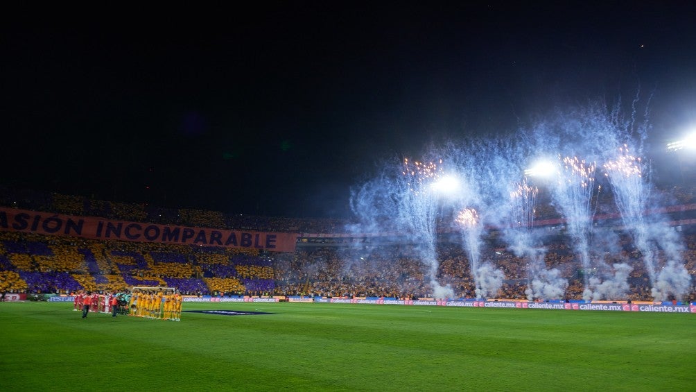 MEXSPORT El Volcán lució lleno en el Tigres vs Toluca