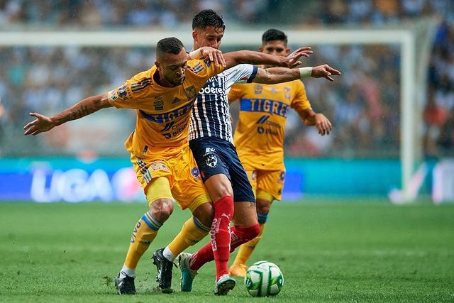 Rafael Carioca en la Semifinal ante Monterrey