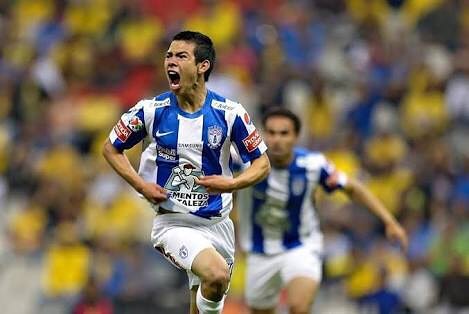 'Chucky' Lozano celebrando un gol con Pachuca