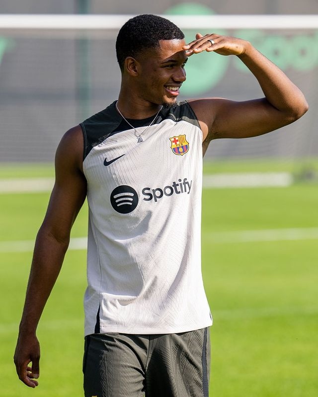 Ansu Fati entrenando con el Barcelona 