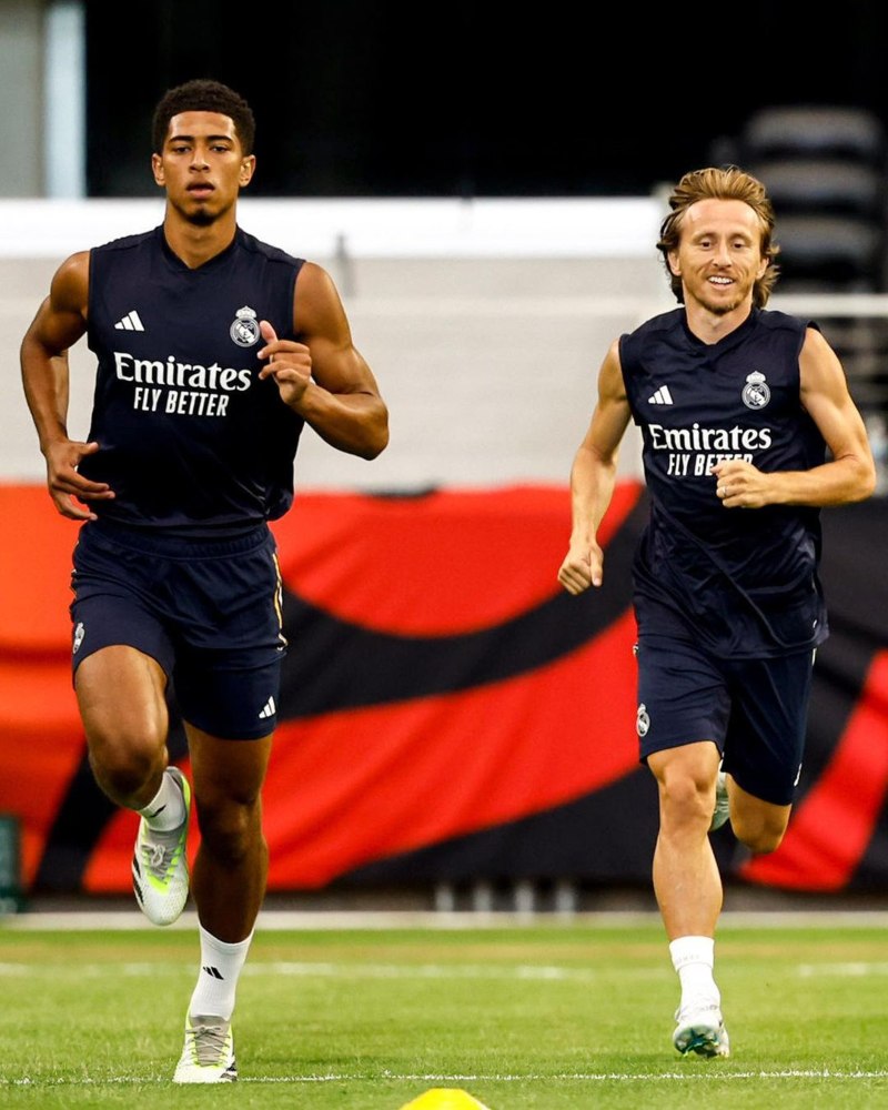 Jugadores del Madrid entrenando 