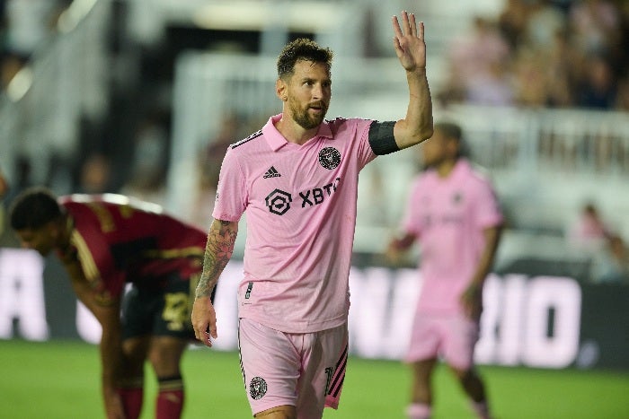 Messi celebrando su gol con el Inter Miami 