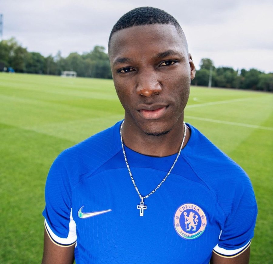 Moisés Caicedo, nuevo jugador del Chelsea