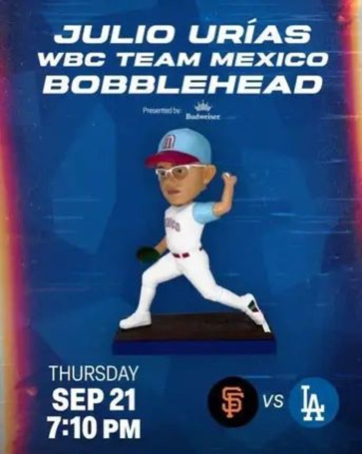 Dodgers retira promoción de bobbleheads de Julio Urías