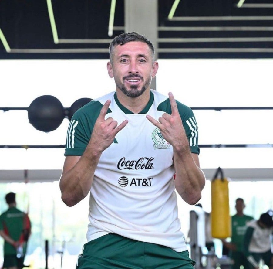 Héctor Herrera está de vuelta en el Tri