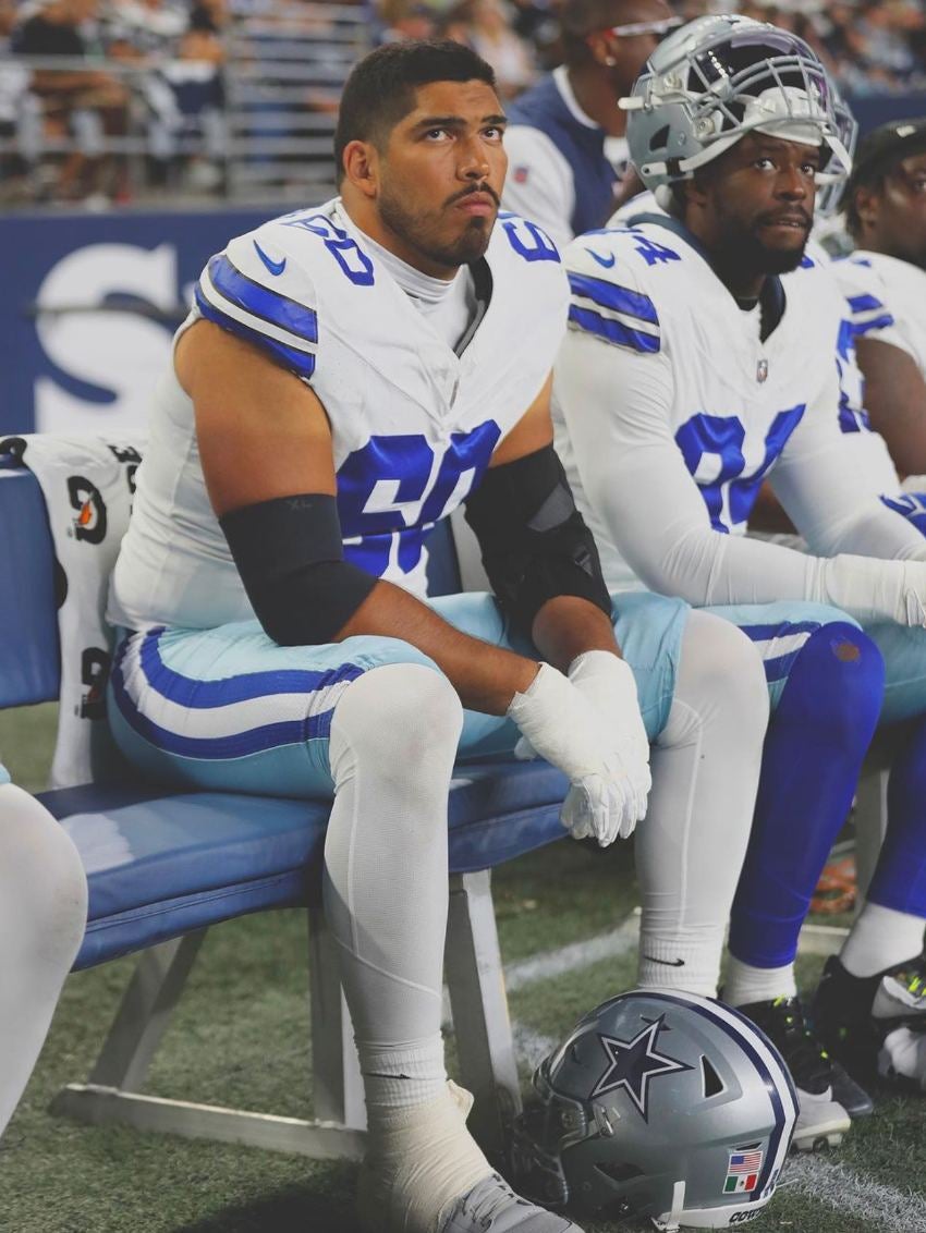 Isaac Alarcón con los Cowboys