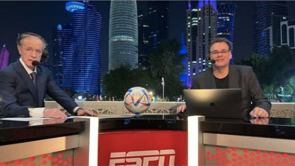 Instagram @davidfaitelson_espn Fernández junto a Faitelson en Qatar 2022