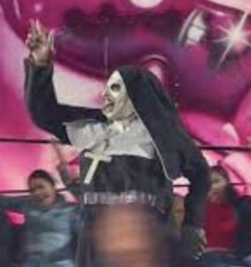 La Monja de la Feria es viral en Tik Tok