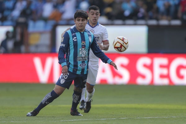 Javier Eduardo 'Chofis' López jugando con los Tuzos 