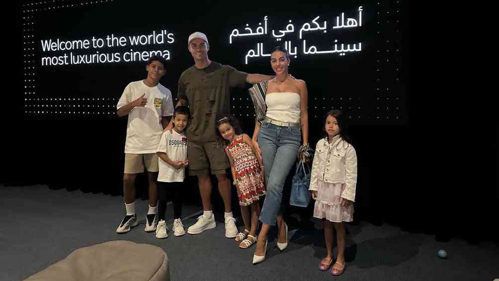 Crisitano Ronaldo y su familia 