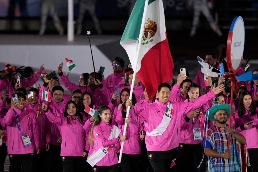Delegación mexicana en la inauguración