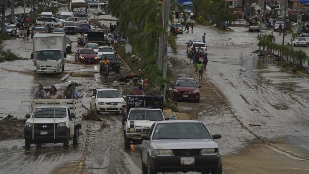 El Gobierno busca ayudar a los necesitados por el huracán