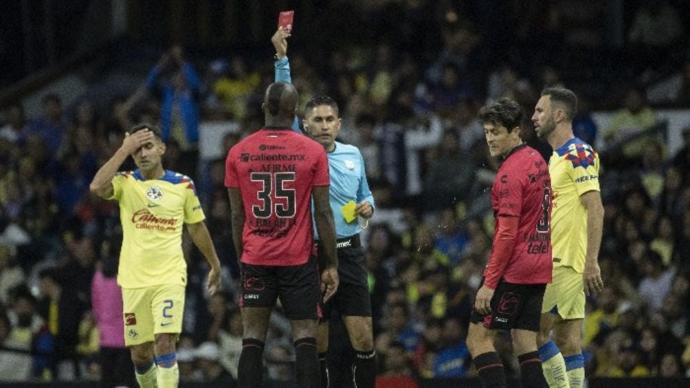 Álvarez Balanta tras ser expulsado ante América