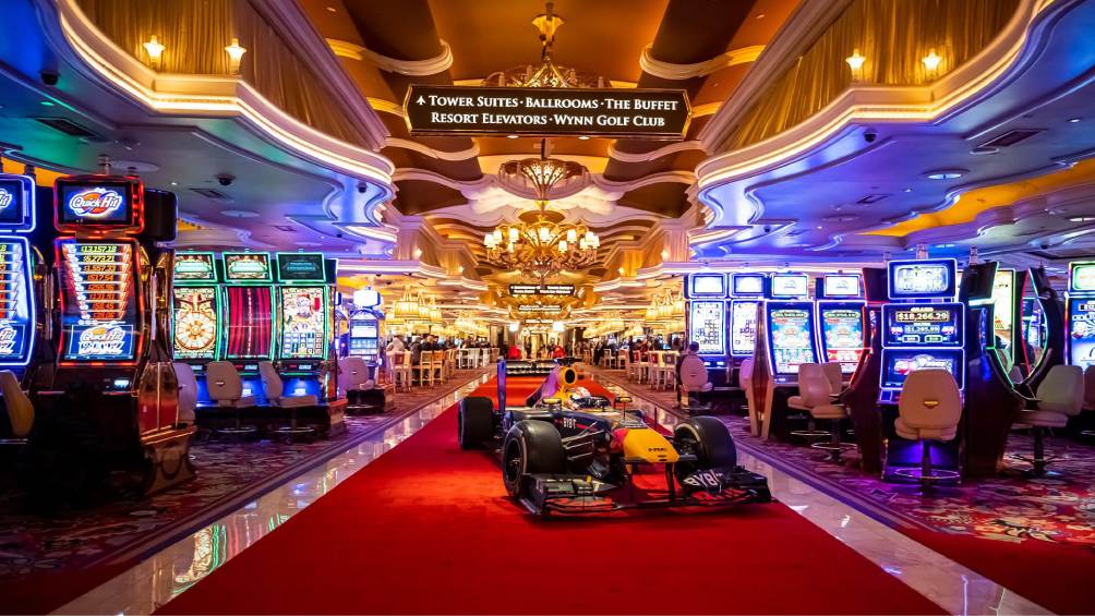 Los casinos, las luces y el motor en una mezcla de lujo