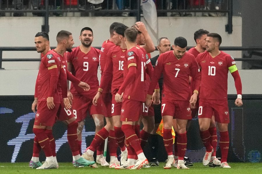 Serbia empató 2-2 contra Bulgaria
