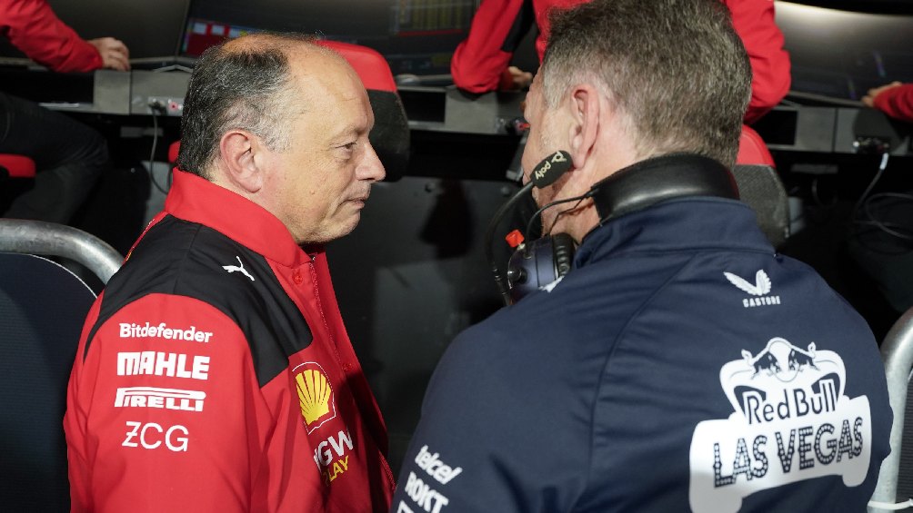 Frédéric Vasseur, jefe de Ferrari, habla con Christian Horner