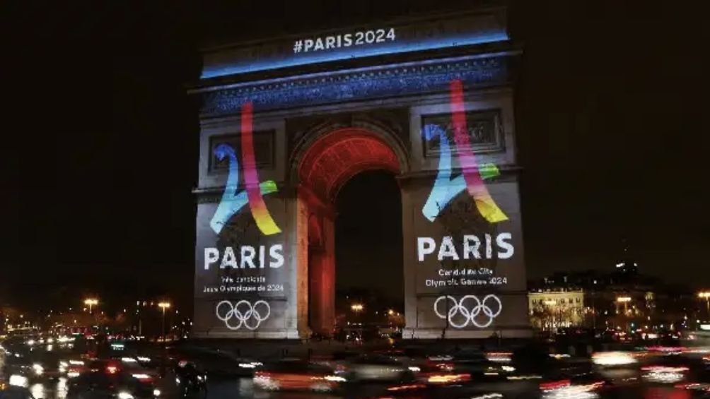 Así luce el Arco del Triunfo previo a los Juegos Olímpicos de París