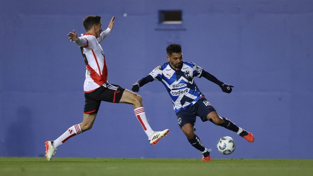 Jesús Corona jugó 63' minutos vs River Plate