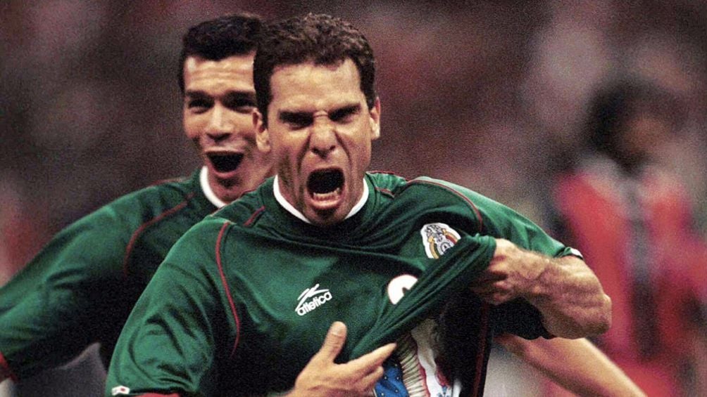 MEXSPORT Aspe celebrando un gol con la Selección Mexicana