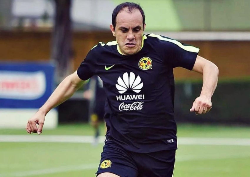 Cuauhtémoc Blanco entrenando