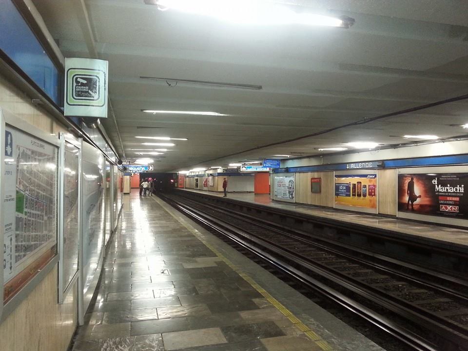 El Metro pide usar otras estaciones para poder llegar al Zócalo capitalino.