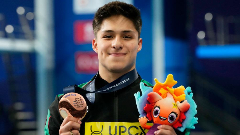 Osmar Olvera también ganó medalla de bronce